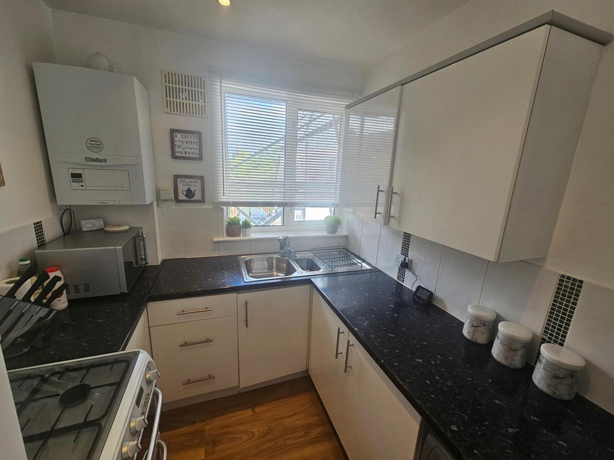 St Albans City Stays - Near Luton Airport - St Albans Abbey & City Train Station - Close To London- Harry Potter World - The Odyssey Cinema - Abbey Cathedral- Contractors I Business I Leisure- Sleeps Upto 6 People Zewnętrze zdjęcie